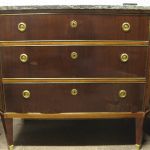 561 3084 CHEST OF DRAWERS
